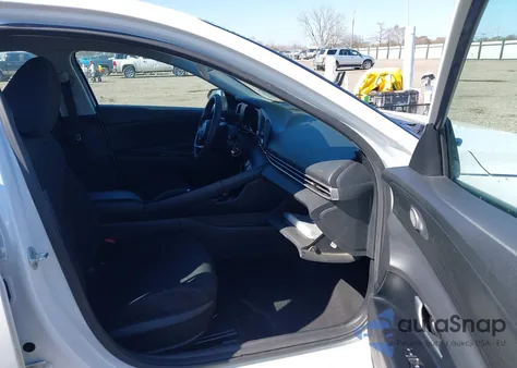 2022 Hyundai Elantra Se z USA, uszkodzony, nr VIN 5NPLL4AG9NH084420